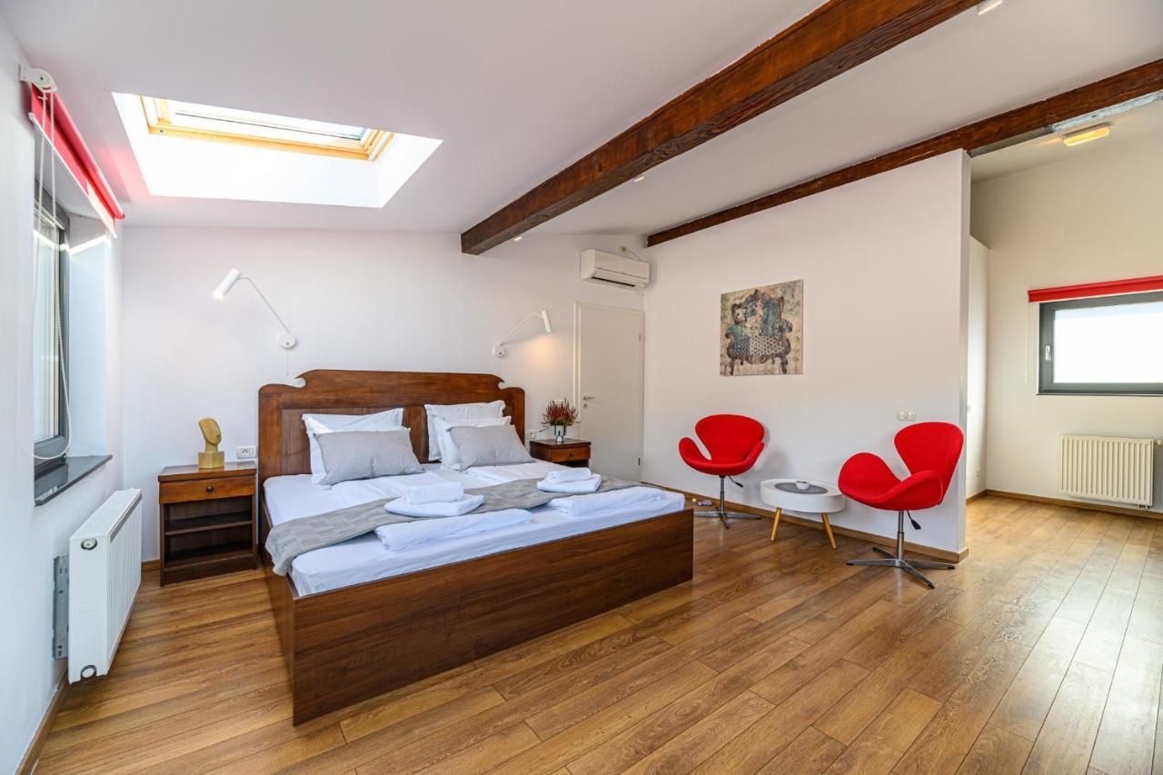 Sun Villas Accommodation Braşov Exterior foto