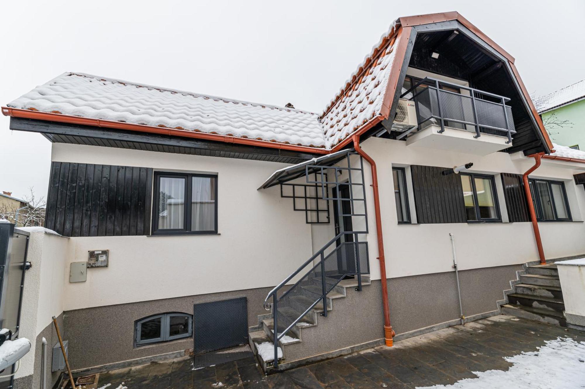 Sun Villas Accommodation Braşov Exterior foto