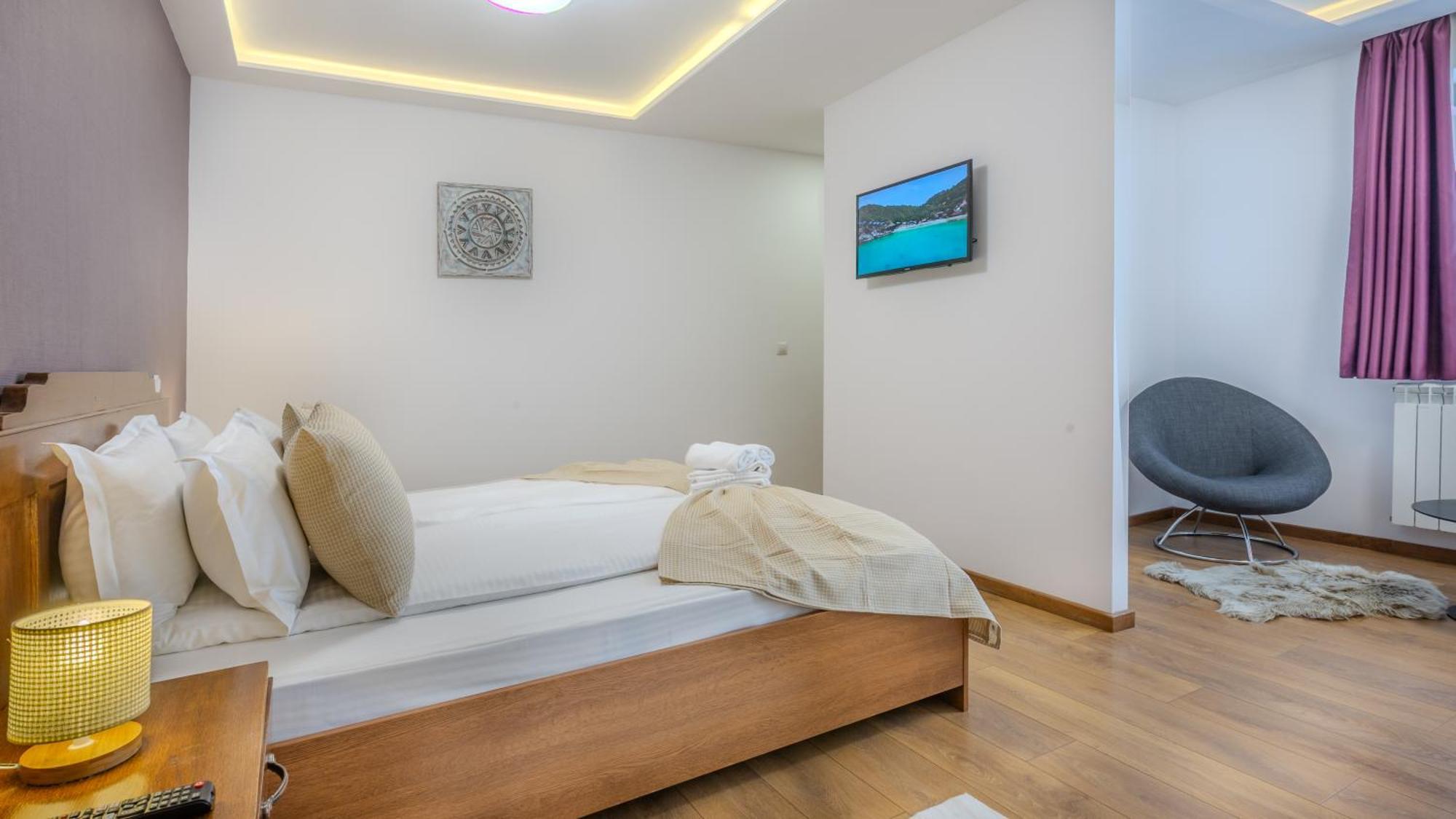 Sun Villas Accommodation Braşov Exterior foto